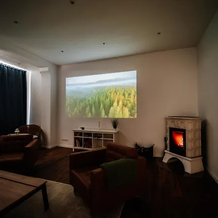 Villa Levin: 120m², bis 8 Pers, free Wifi&parken Διαμέρισμα Dornburg-Camburg