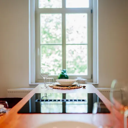 Villa Levin: 120m², bis 8 Pers, free Wifi&parken Διαμέρισμα Dornburg-Camburg