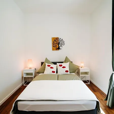 Villa Levin: 120m², bis 8 Pers, free Wifi&parken Διαμέρισμα