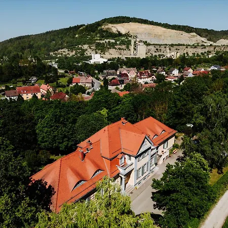 Villa Levin: 120m², bis 8 Pers, free Wifi&parken Διαμέρισμα