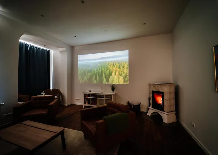 Levin: 120m², Bis 8 Pers, Free Wifi & Parken Апартаменты Dornburg-Camburg